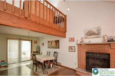 782 Clubhouse Drive, Middle Smithfield, PA 18302 - Photo 4