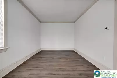 2322 N Lehigh Avenue, Whitehall Twp, PA 18052 - Photo 10