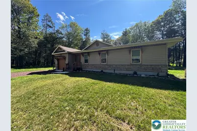 52 Tanglewood Drive, Penn Forrest, PA 18210 - Photo 2