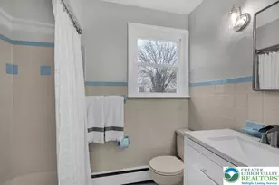 4020 W Linden St, South Whitehall Twp, PA 18104 - Photo 10