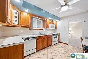 1240 Ridge Ave, Whitehall Twp, PA 18052 - Photo 14