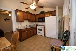 706 E 5th St, Bethlehem City, PA 18015 - Photo 10