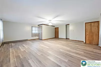 3006 Beddall Street, Slatington Boro, PA 18080 - Photo 10