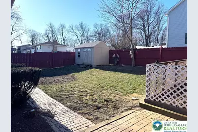 9 W Jewel Street, Roseto Boro, PA 18013 - Photo 6