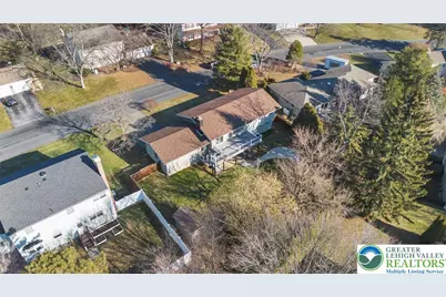 1290 Country Club, Lower Macungie Twp, PA 18106 - Photo 24