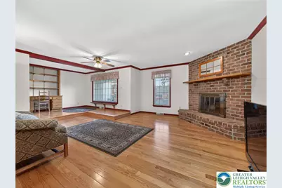 4936 Meadow Lane, Lower Macungie Twp, PA 18062 - Photo 4