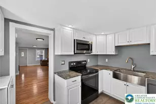 3015 N 3rd St, Whitehall Twp, PA 18052 - Photo 16