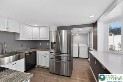 3015 N 3rd Street, Whitehall Twp, PA 18052 - Photo 14