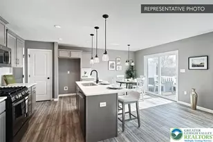 731 Fawn Wy, Pennsburg Boro, PA 18073 - Photo 4