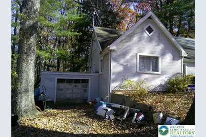 414 Turkey Ridge Road, Upper Mt Bethel Twp, PA 18343 - Photo 2