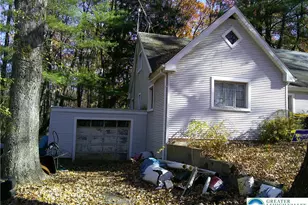 414 Turkey Ridge Rd, Upper Mt Bethel Twp, PA 18343 - Photo 2