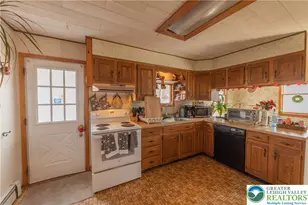 2039 Farmington Ave, Douglass Twp, PA 19464 - Photo 2