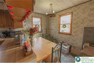 2039 Farmington Avenue, Douglass Twp, PA 19464 - Photo 4