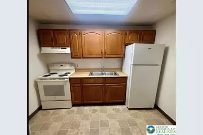 4 Belvidere Street #403, Nazareth Boro, PA 18064 - Photo 2