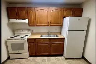 4 Belvidere St, Nazareth Boro, PA 18064 - Photo 2