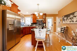 319 Surrey Pl, Macungie Boro, PA 18062 - Photo 10