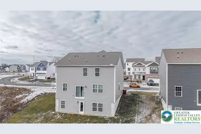 307 Knollwood Drive, Forks Twp, PA 18040 - Photo 8