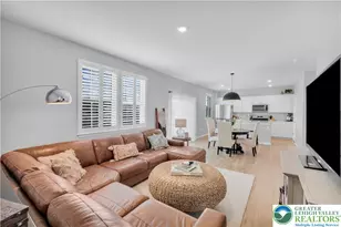 307 Knollwood Dr, Forks Twp, PA 18040 - Photo 16