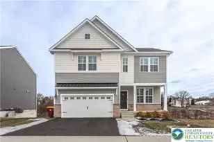 307 Knollwood Dr, Forks Twp, PA 18040 - Photo 1