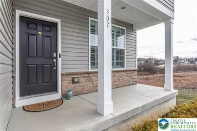 307 Knollwood Drive, Forks Twp, PA 18040 - Photo 2