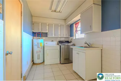 1135 Catasauqua Avenue, Allentown City, PA 18102 - Photo 18