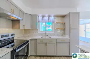 2343 S 9th St, Allentown City, PA 18103 - Photo 12