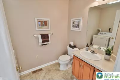 521 S New Street, Nazareth Boro, PA 18064 - Photo 14
