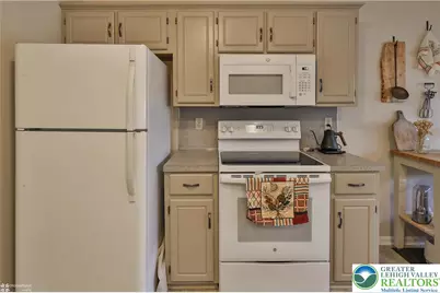 521 S New Street, Nazareth Boro, PA 18064 - Photo 12