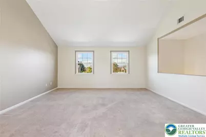 110 Drift Court #B, Bethlehem Township, PA 18020 - Photo 6