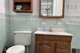 2637 Helen St, South Whitehall Twp, PA 18104 - Photo 12