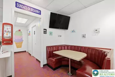 101 S Broadway, Wind Gap, PA 18091 - Photo 8