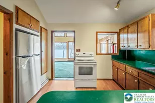 6361 Lakeshore Dr E, Middle Smithfield, PA 18302 - Photo 8