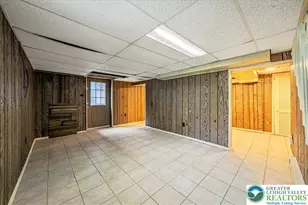 6361 Lakeshore Dr E, Middle Smithfield, PA 18302 - Photo 18