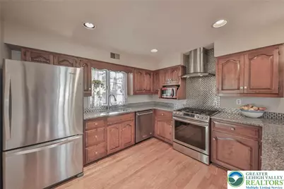 319 W Windsor Road, Chestnuthill Twp, PA 18353 - Photo 8