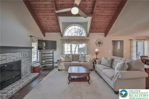 319 W Windsor Rd, Chestnuthill Twp, PA 18353 - Photo 18