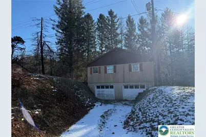 530 Old Main Street, Lehigh Township, PA 18088 - Photo 1