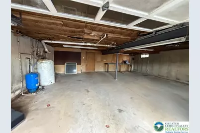 530 Old Main Street, Lehigh Township, PA 18088 - Photo 2