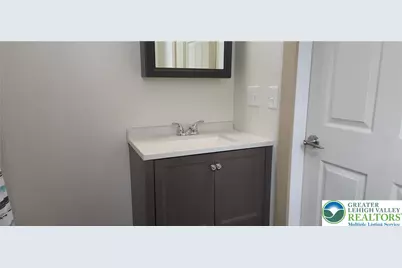 425 Pine Street #Rear, Catasauqua Boro, PA 18032 - Photo 22
