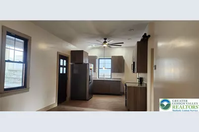 425 Pine Street #Rear, Catasauqua Boro, PA 18032 - Photo 10