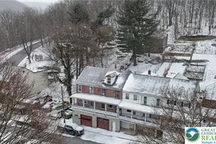 110 Orwigsburg St, Tamaqua Boro, PA 18252 - Photo 2