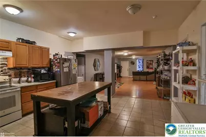 10425 Old 22, Weisenberg Township, PA 19530 - Photo 10