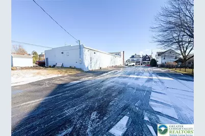 140 N 4th Street, Lehighton Boro, PA 18235 - Photo 4