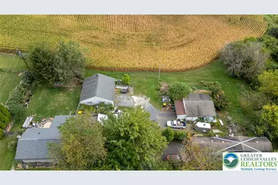 4381 Mauch Chunk Road, North Whitehall Twp, PA 18037 - Photo 4