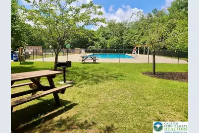 4517 Briarcliff Terrace, Tobyhanna, PA 18466 - Photo 14