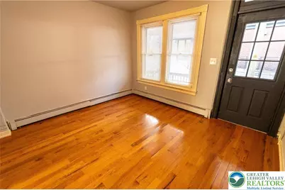 948 W Maple Street, Allentown City, PA 18101 - Photo 2