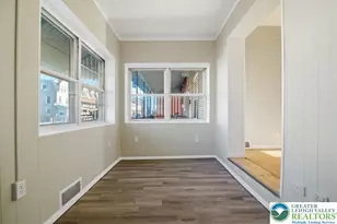 230 E Fairview St, Allentown City, PA 18109 - Photo 4