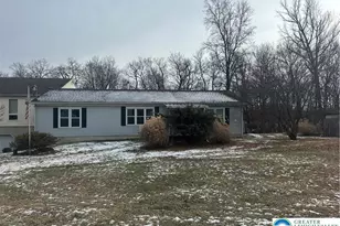 1157 Blue Barn Rd, Upper Macungie Township, PA 18104 - Photo 2