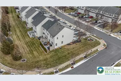 1092 King Way, Upper Macungie Township, PA 18031 - Photo 10