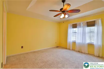 1211 Briarwood Lane, Forks Twp, PA 18040 - Photo 18