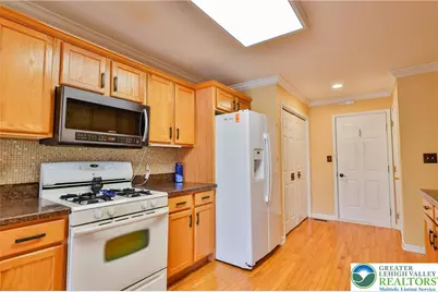 1211 Briarwood Lane, Forks Twp, PA 18040 - Photo 16